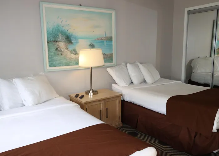 The Burgundy And Motel 2*